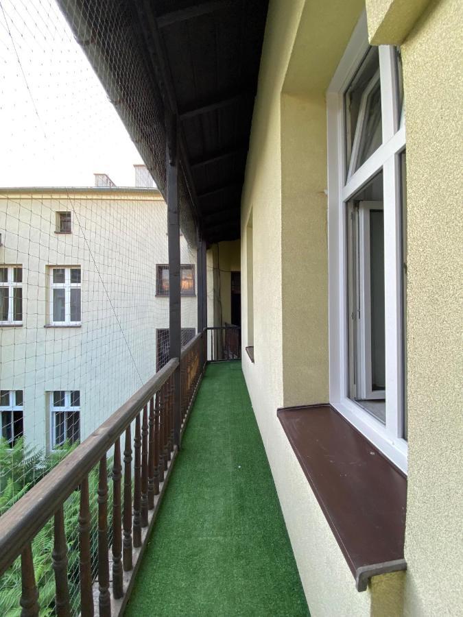Apartment Near Old Town Краків Екстер'єр фото