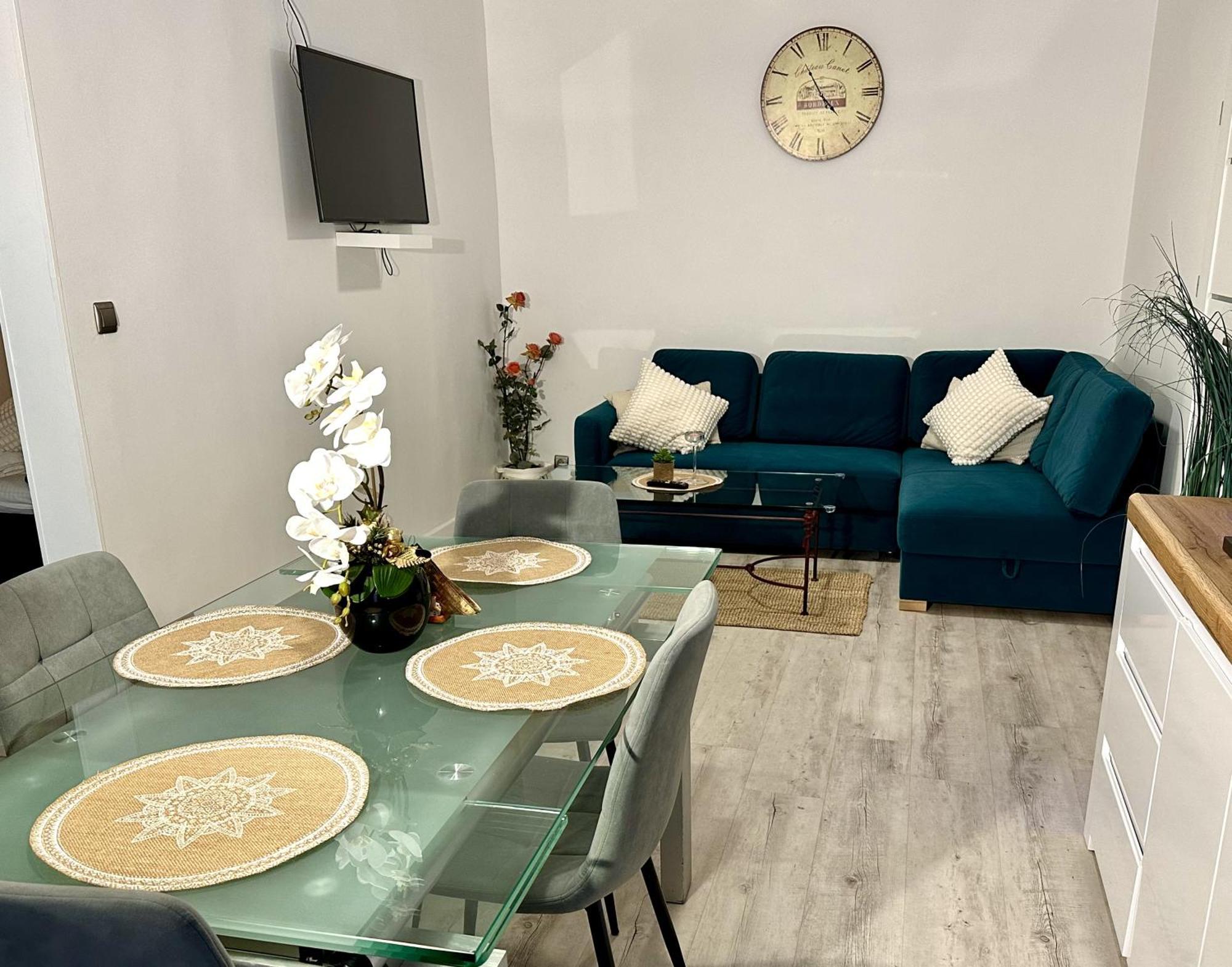 Apartment Near Old Town Краків Екстер'єр фото